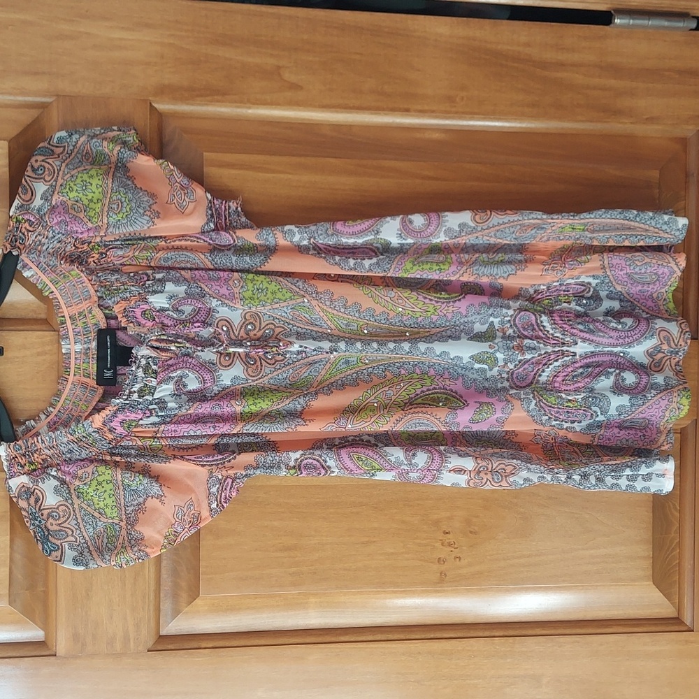 * INC Colorful Paisley Blouse, Gathered at Neck and Hip, Size Medium, Like New